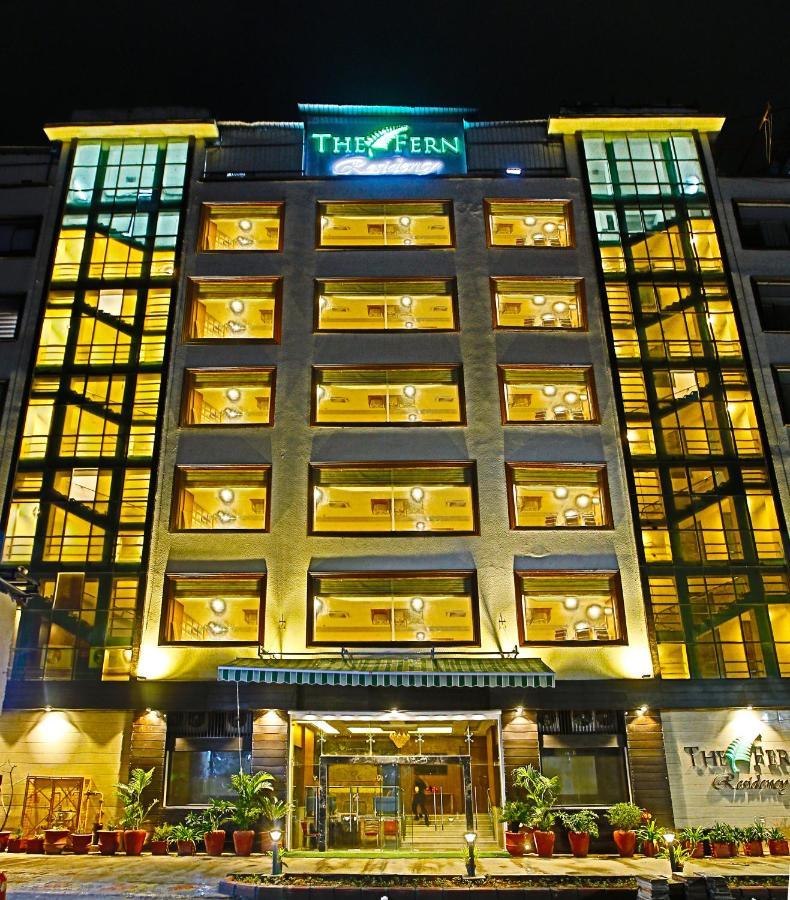 The Fern Residency Noida Hotel Bagian luar foto