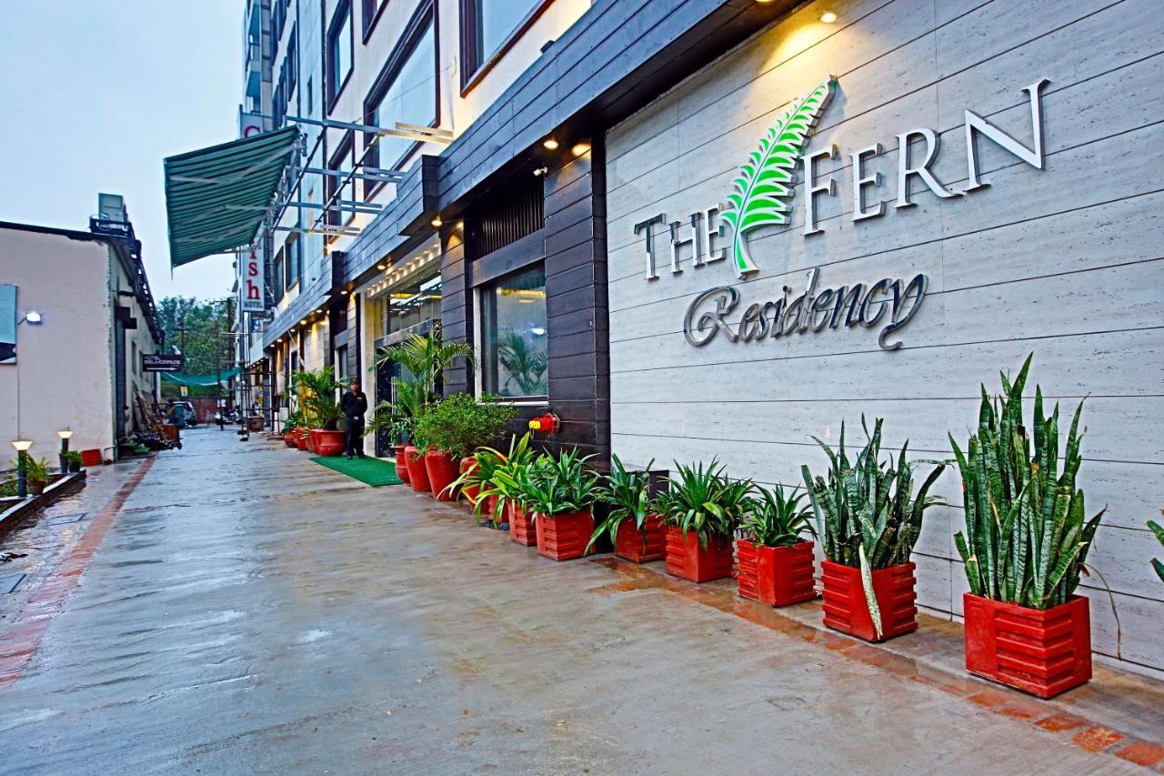 The Fern Residency Noida Hotel Bagian luar foto