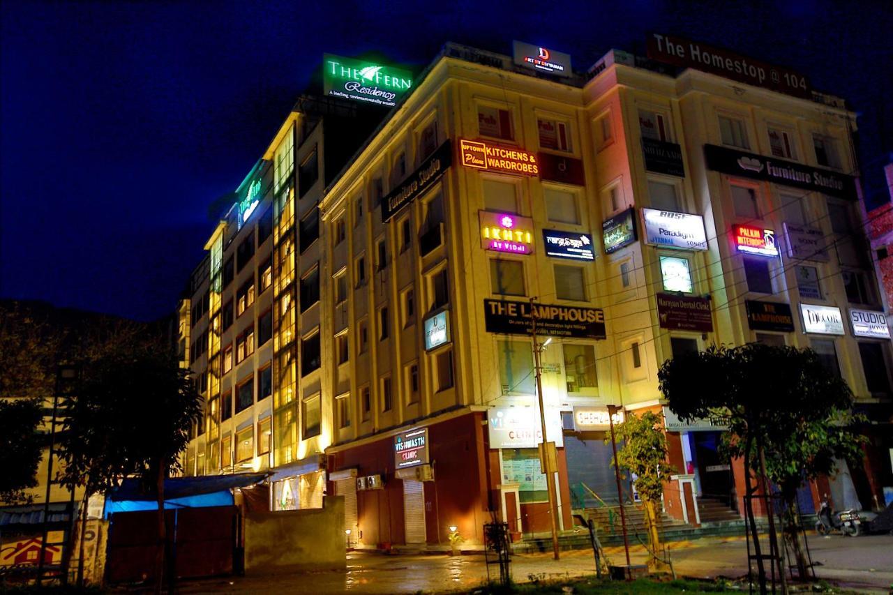 The Fern Residency Noida Hotel Bagian luar foto
